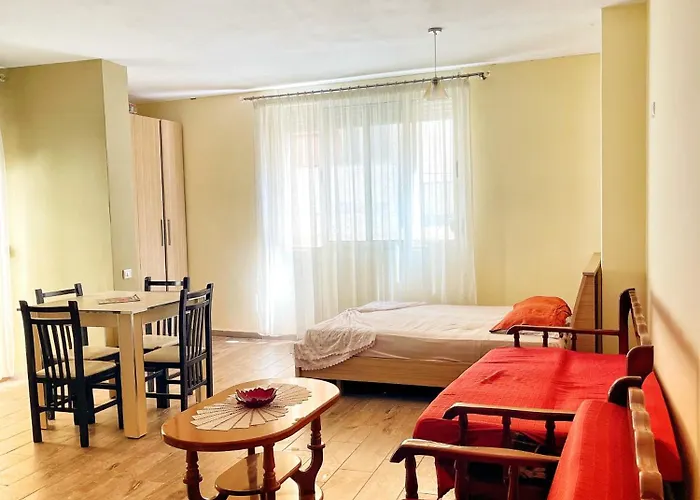 Emperius Beach Room